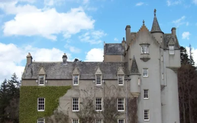 Ballindalloch Castle